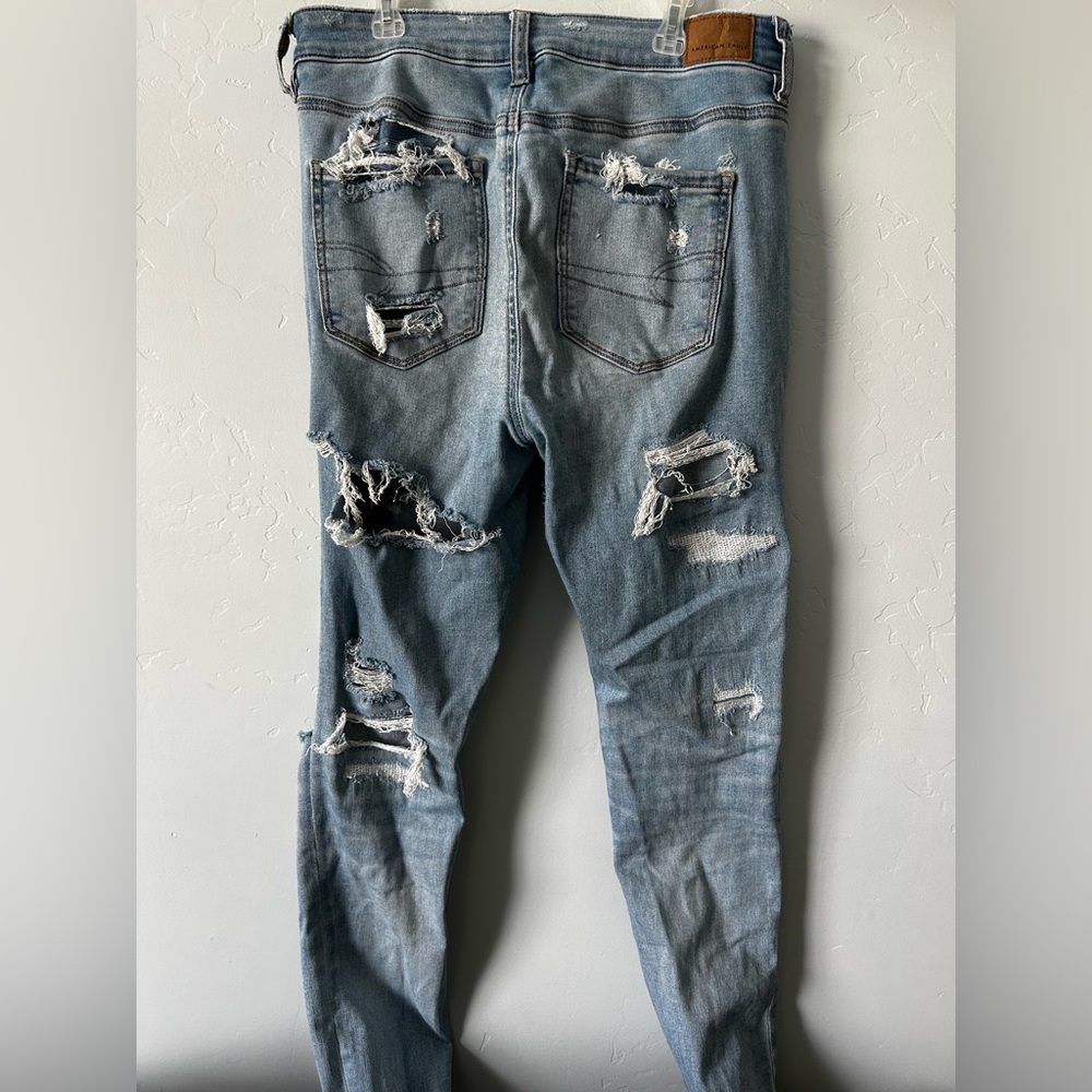 American Eagle ripped skinny jeans - Picture 2 of 4
